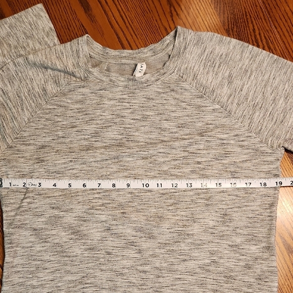 Athleta Sweatshirt - Picture 9 of 15